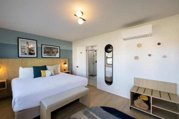 Tides Oceanview Inn and Cottages image 87